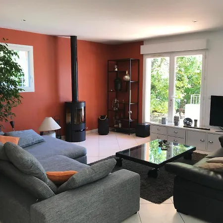 150m2 Piscine Apercu Climatisee *